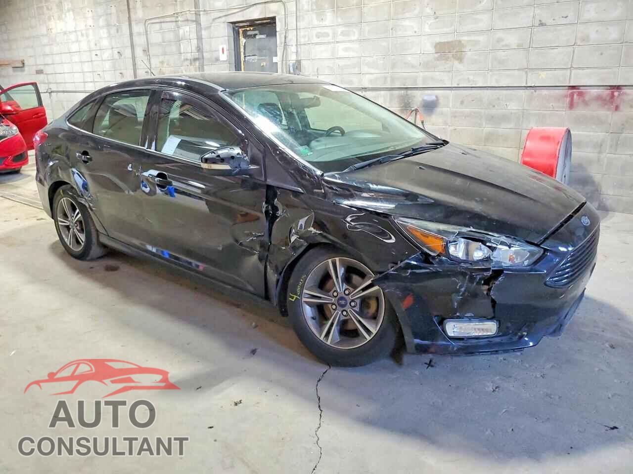 FORD FOCUS 2018 - 1FADP3FE1JL221422