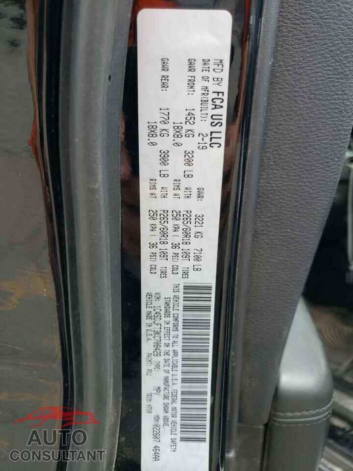 DODGE DURANGO 2019 - 1C4SDJFT3KC708426