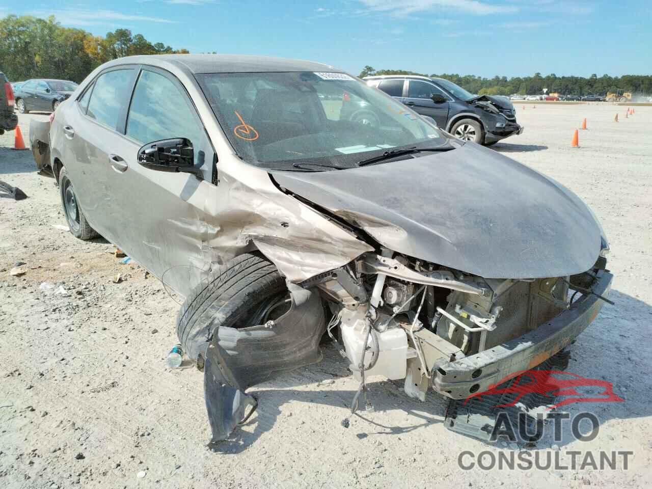 TOYOTA COROLLA 2019 - 5YFBURHE4KP939095