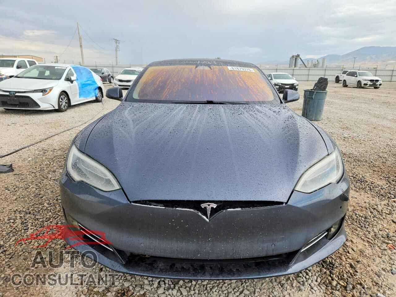 TESLA MODEL S 2017 - 5YJSA1E20HF229216