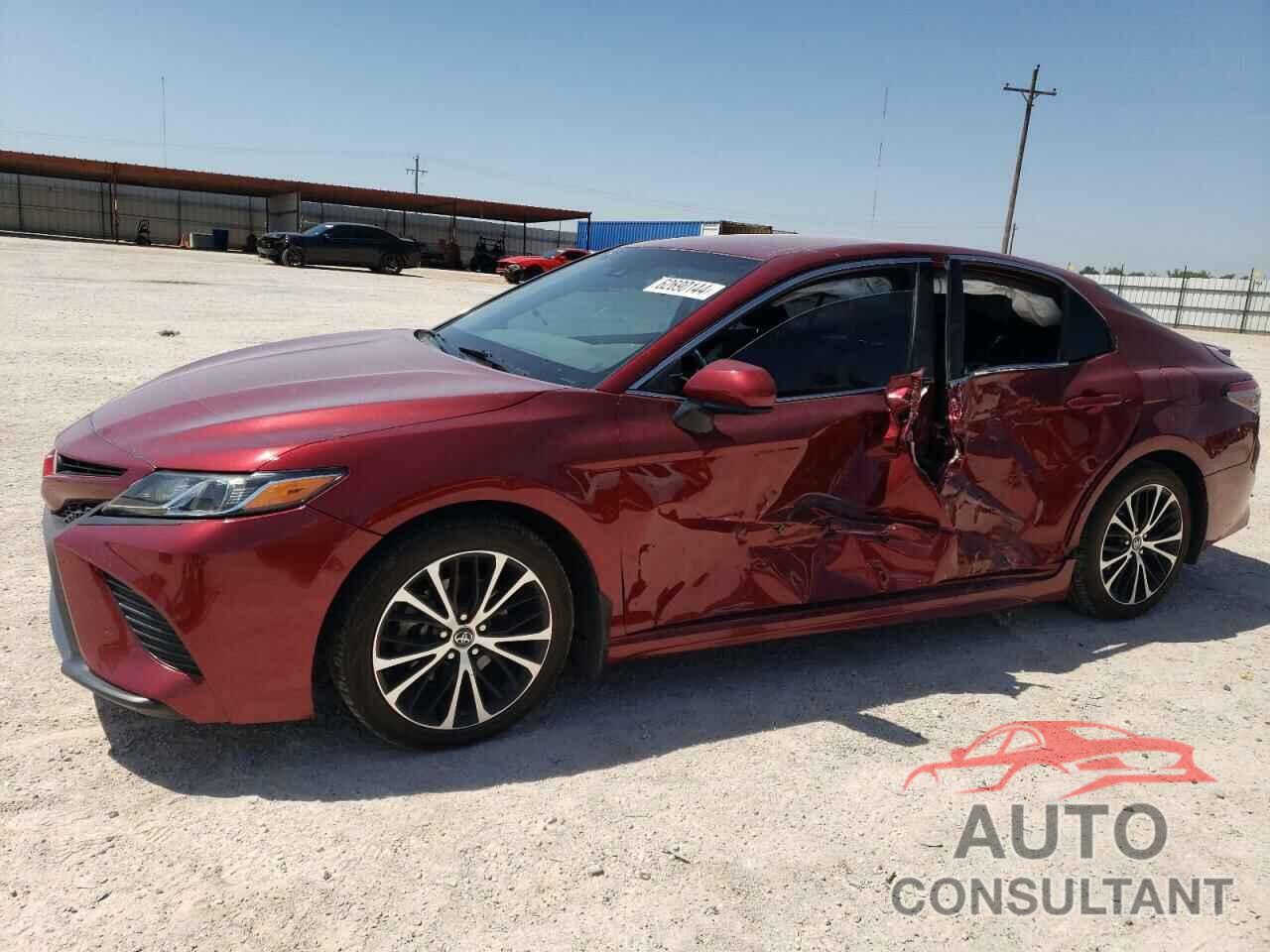 TOYOTA CAMRY 2018 - 4T1B11HK4JU643667