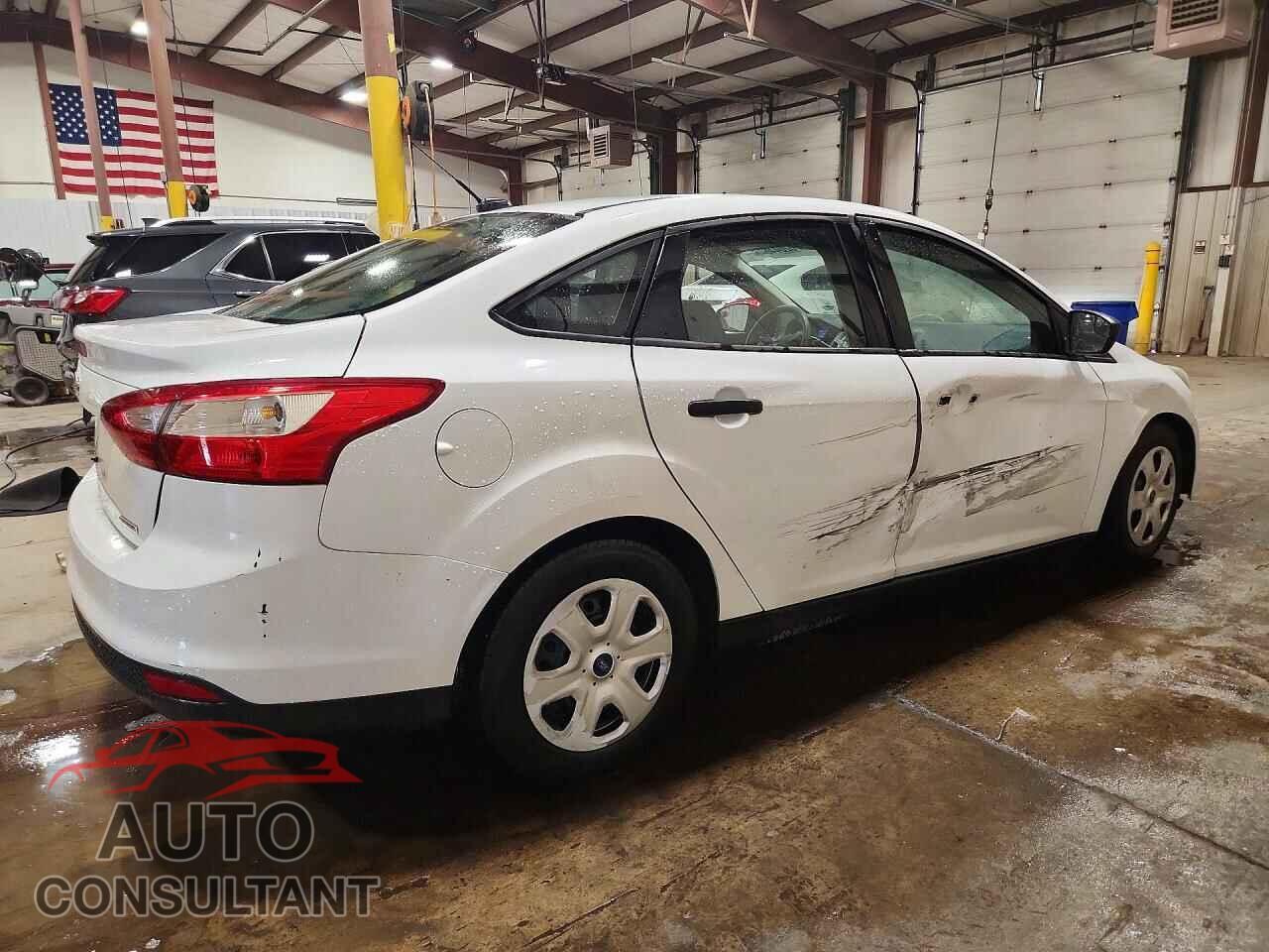 FORD FOCUS 2013 - 1FADP3E23DL161400