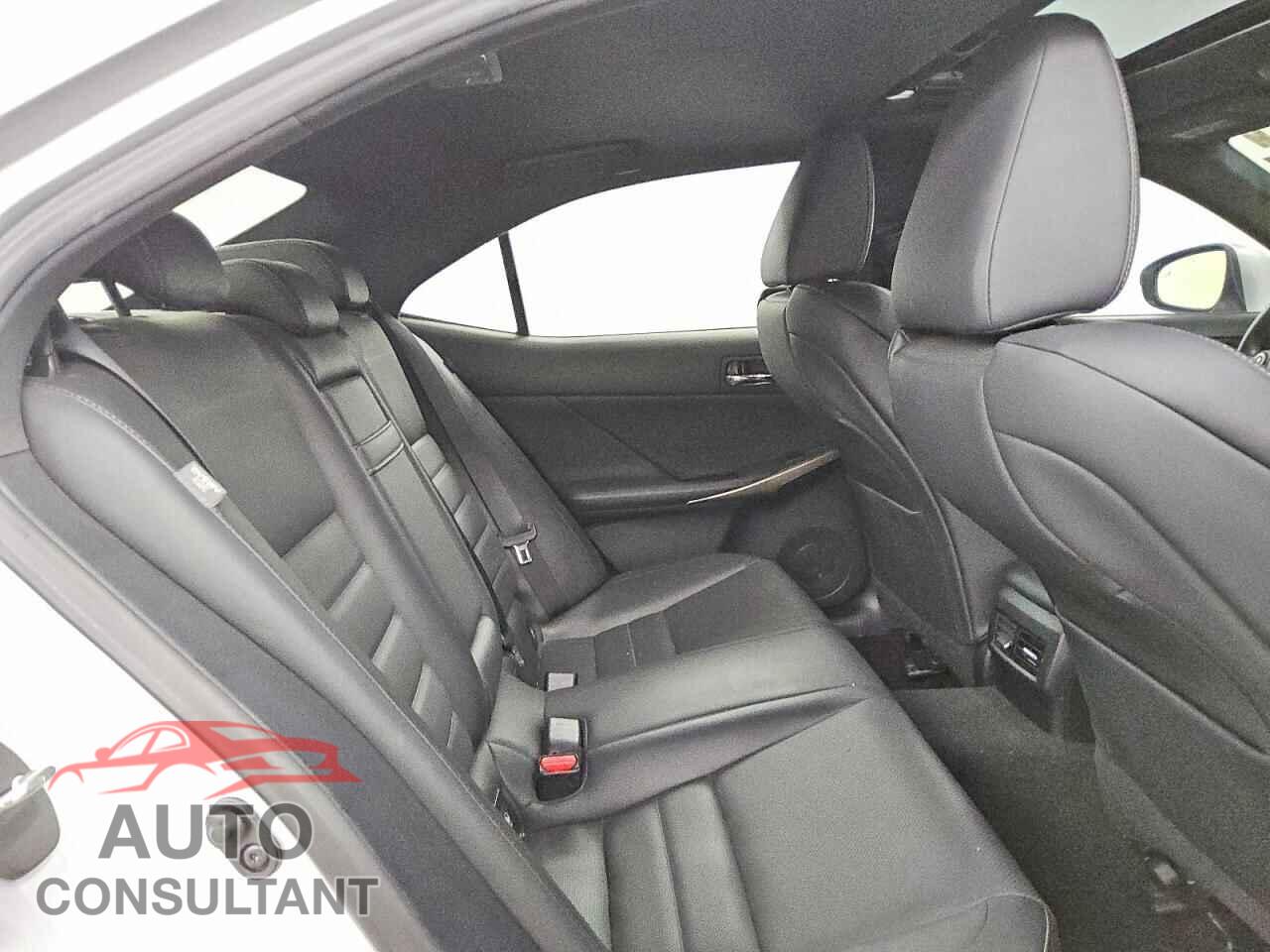 LEXUS IS 2015 - JTHCE1D25F5008833
