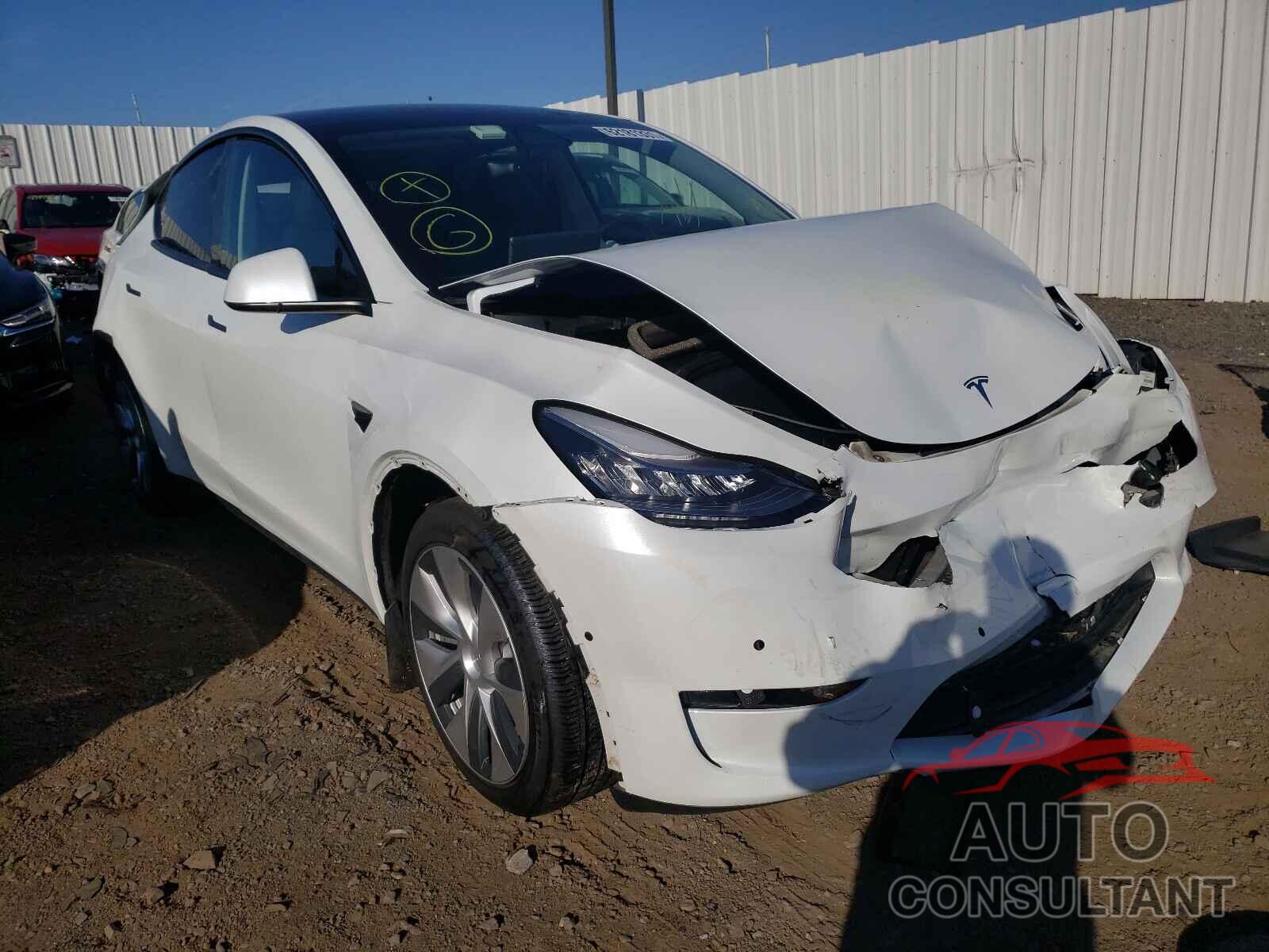 TESLA MODEL Y 2021 - 5YJYGDEE6MF063086