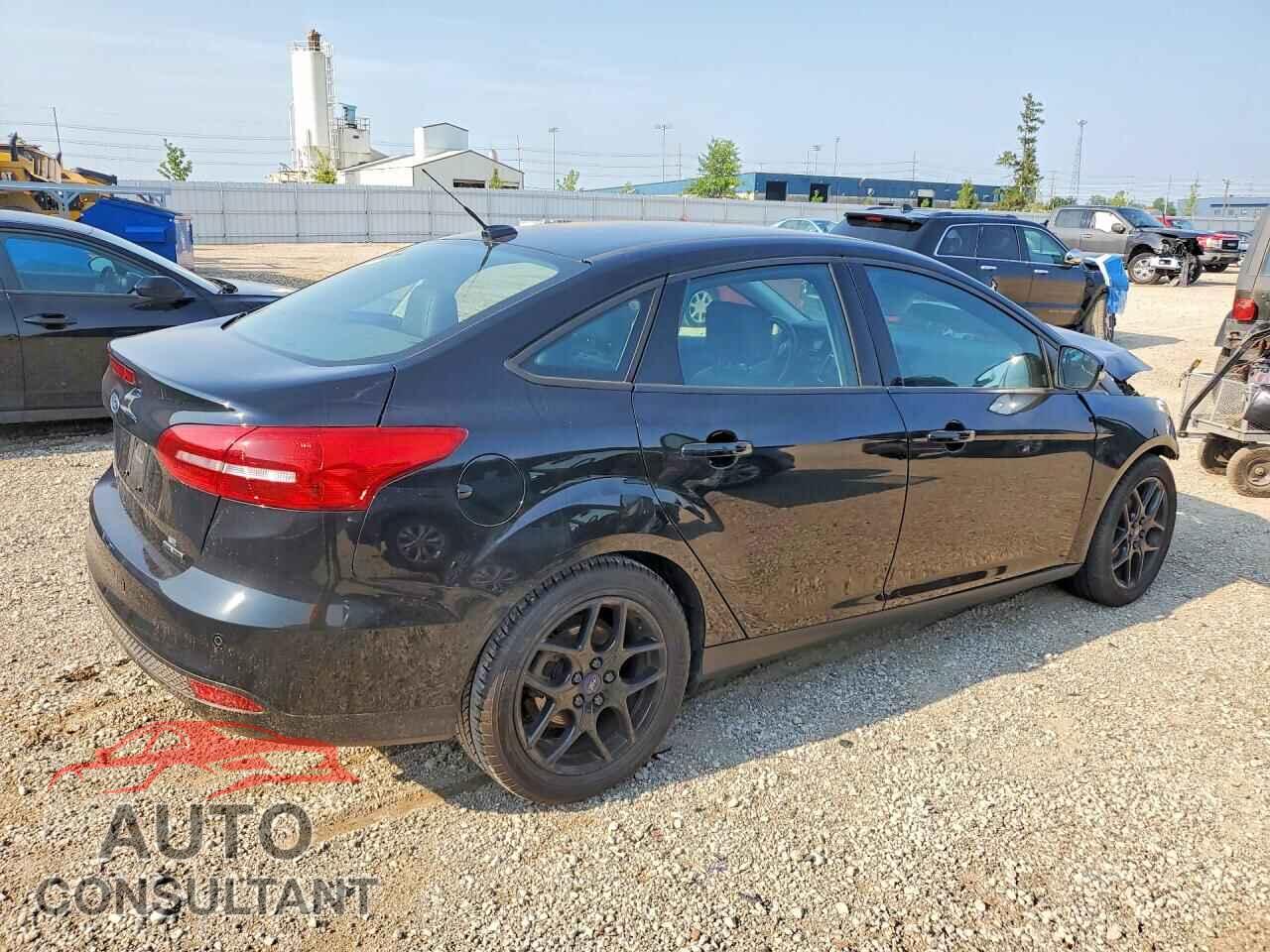 FORD FOCUS 2016 - 1FADP3F28GL268025