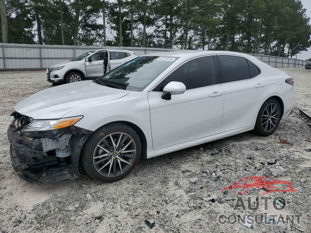 TOYOTA CAMRY 2023 - 4T1F11AK4PU753235