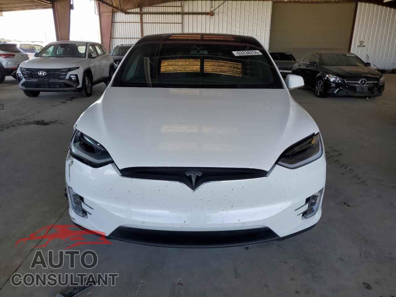 TESLA MODEL X 2016 - 5YJXCBE21GF022158