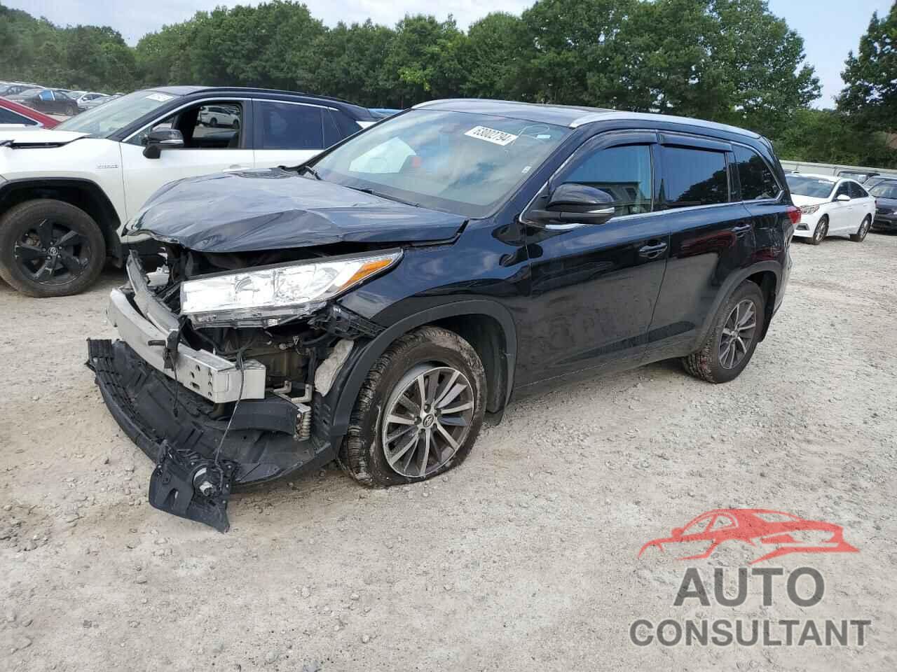 TOYOTA HIGHLANDER 2018 - 5TDJZRFH2JS527855