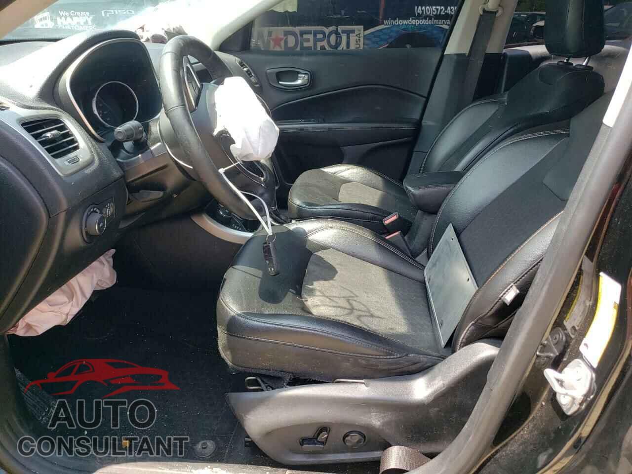 JEEP COMPASS 2018 - 3C4NJDBB4JT454829