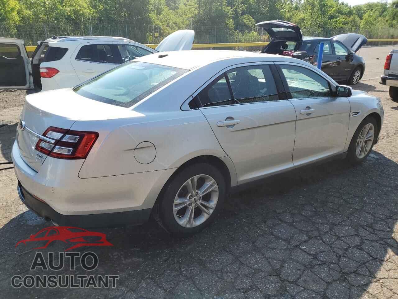 FORD TAURUS 2013 - 1FAHP2E97DG176886