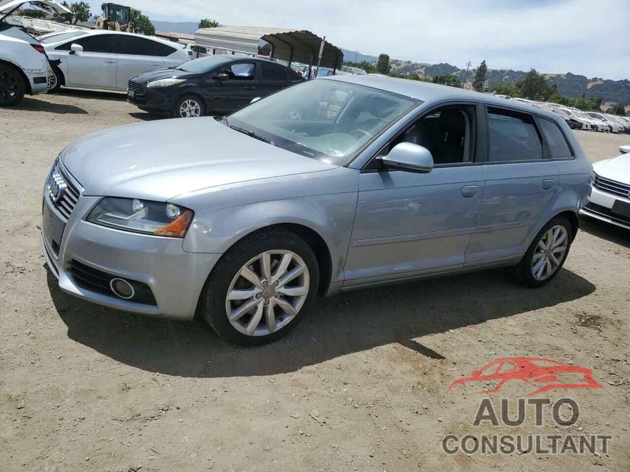 AUDI A3 2010 - WAUBEBFM0AA115948