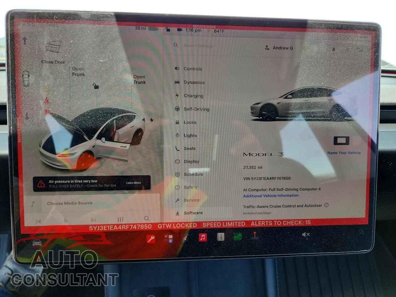 TESLA MODEL 3 2024 - 5YJ3E1EA4RF747850