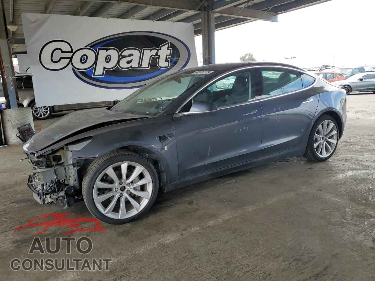 TESLA MODEL 3 2020 - 5YJ3E1EB8LF638100