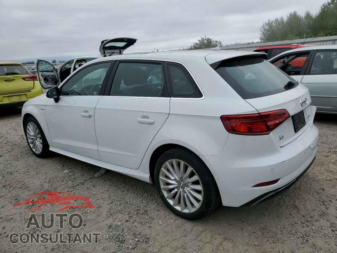 AUDI A3 2017 - WAUTPBFF3HA140921