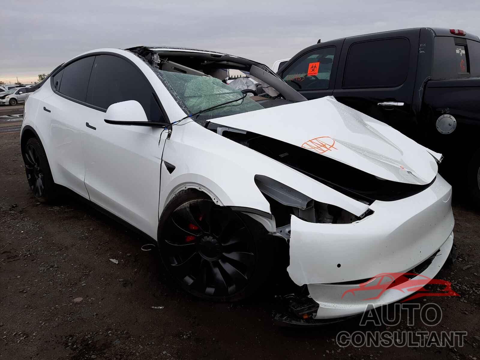 TESLA MODEL Y 2021 - 5YJYGDEF1MF268890