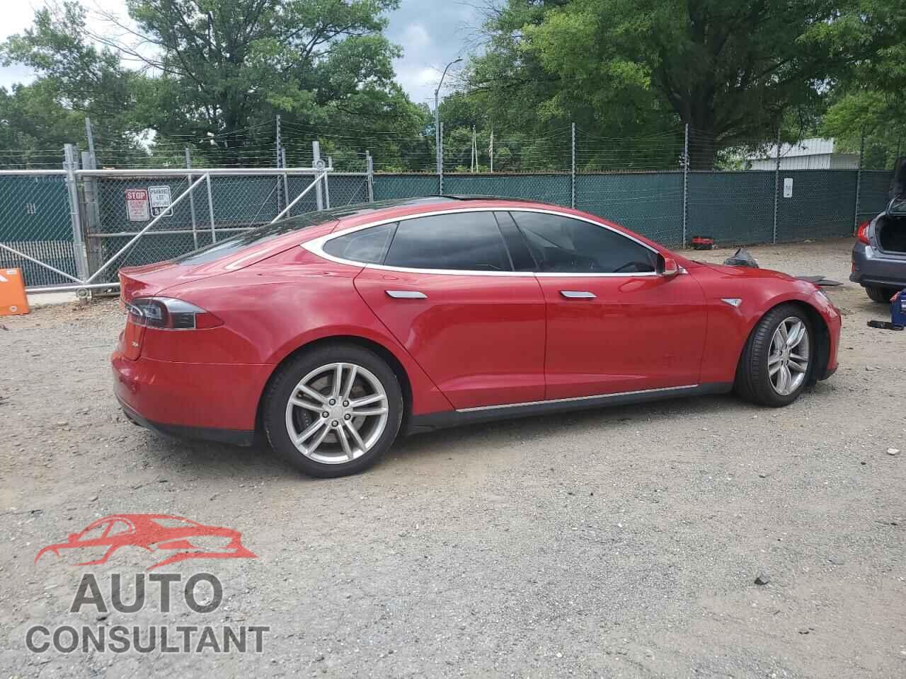 TESLA MODEL S 2016 - 5YJSA1E2XGF129235