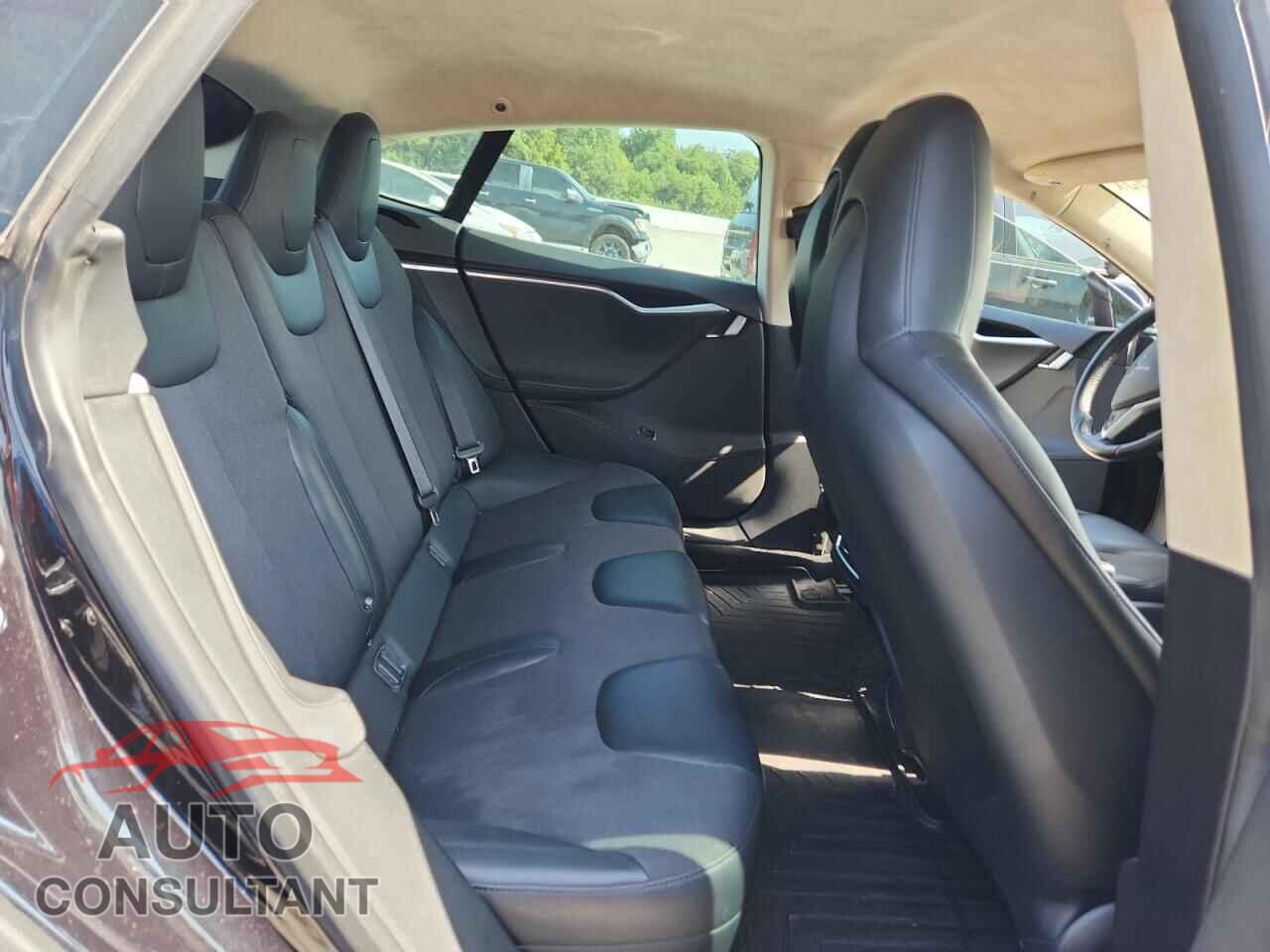 TESLA MODEL S 2015 - 5YJSA1E14FF102828