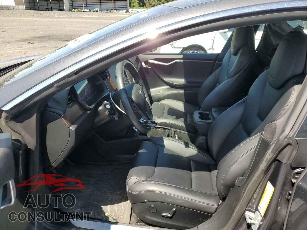 TESLA MODEL S 2019 - 5YJSA1E24KF302479