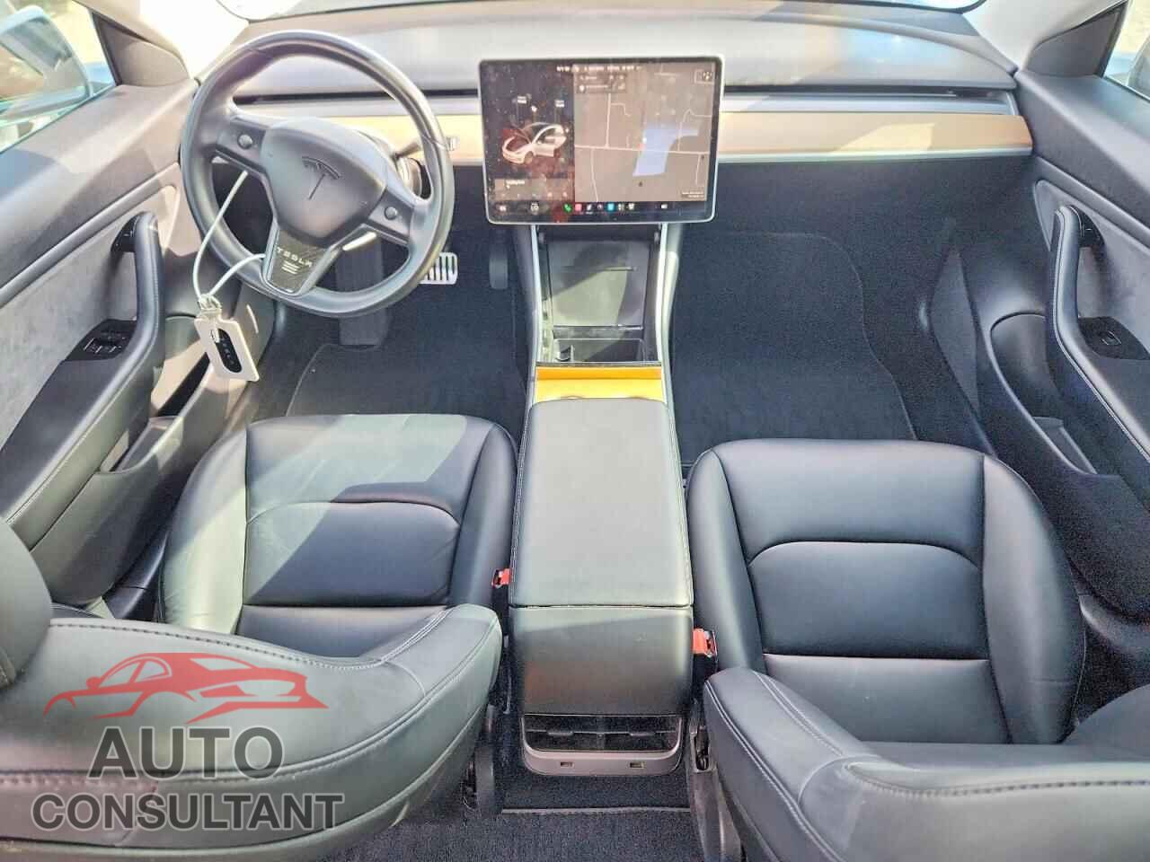 TESLA MODEL 3 2018 - 5YJ3E1EA5JF040096