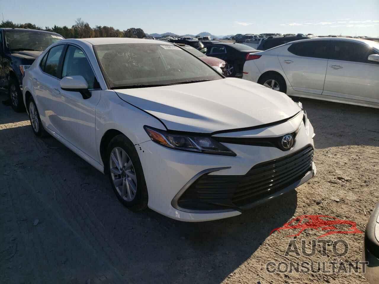 TOYOTA CAMRY 2021 - 4T1C11AK1MU593460