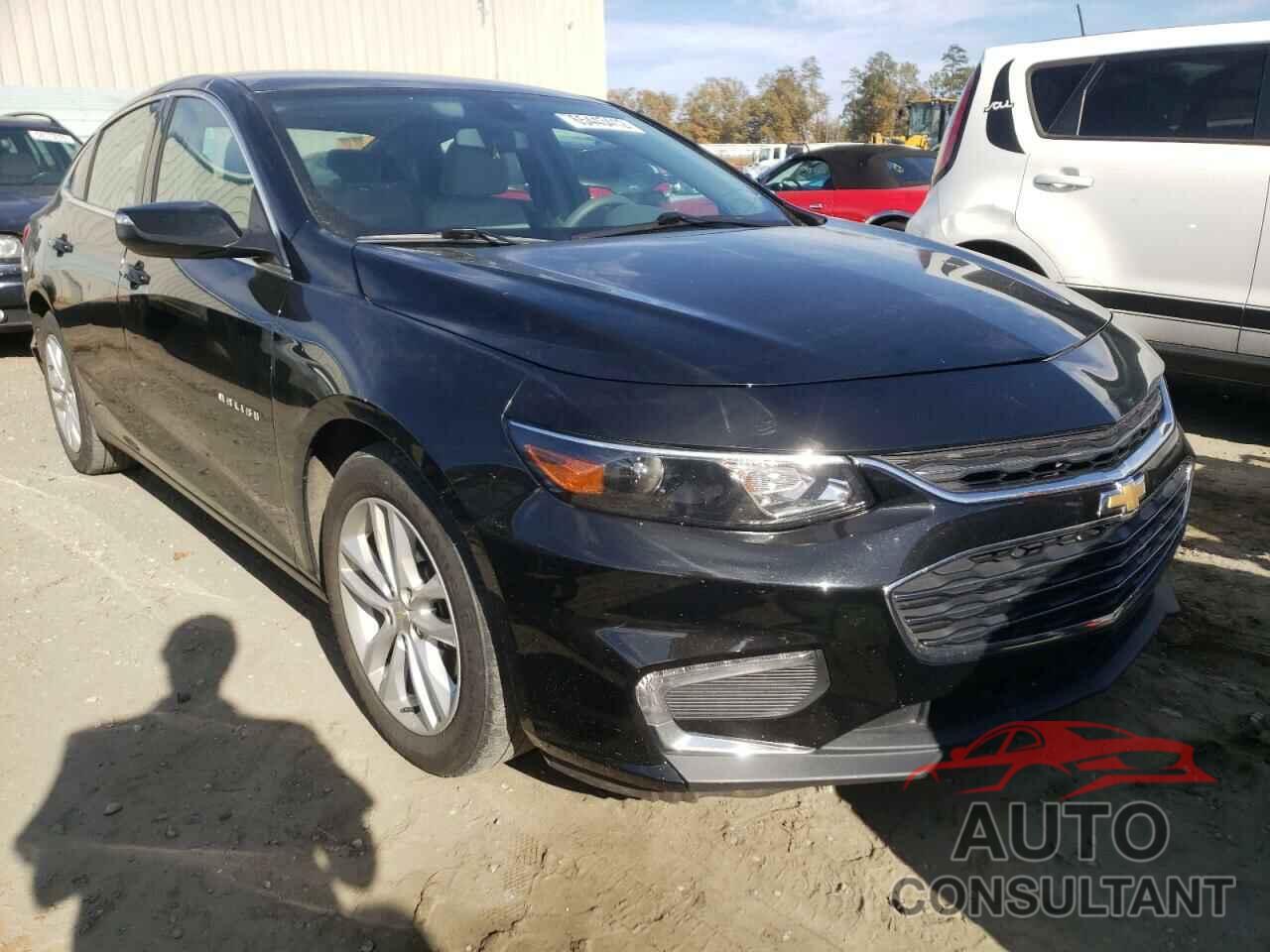 CHEVROLET MALIBU 2018 - 1G1ZD5STXJF208555