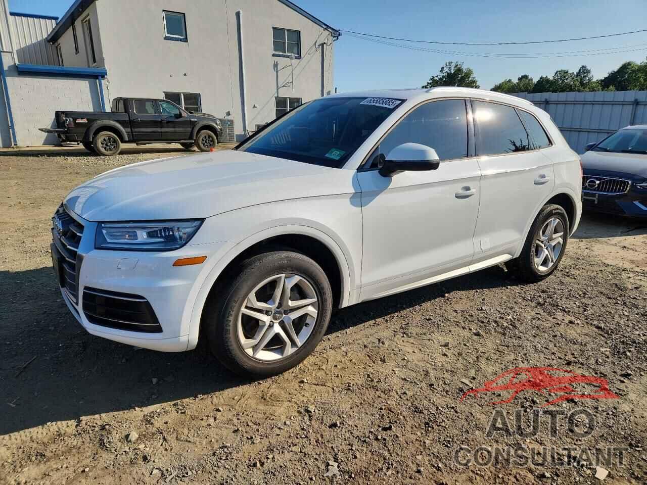 AUDI Q5 2018 - WA1ANAFY8J2242074