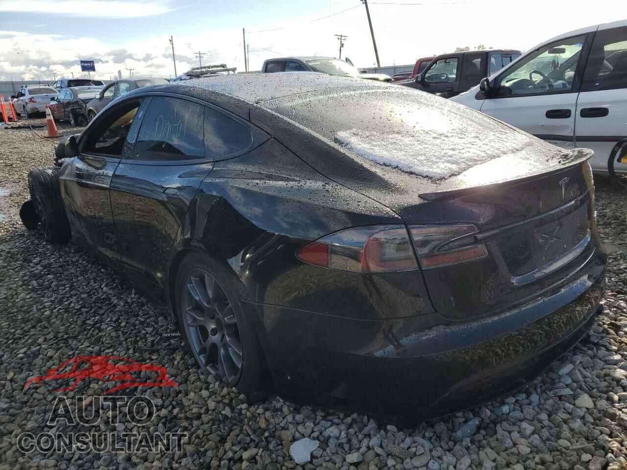 TESLA MODEL S 2021 - 5YJSA1E58MF443570