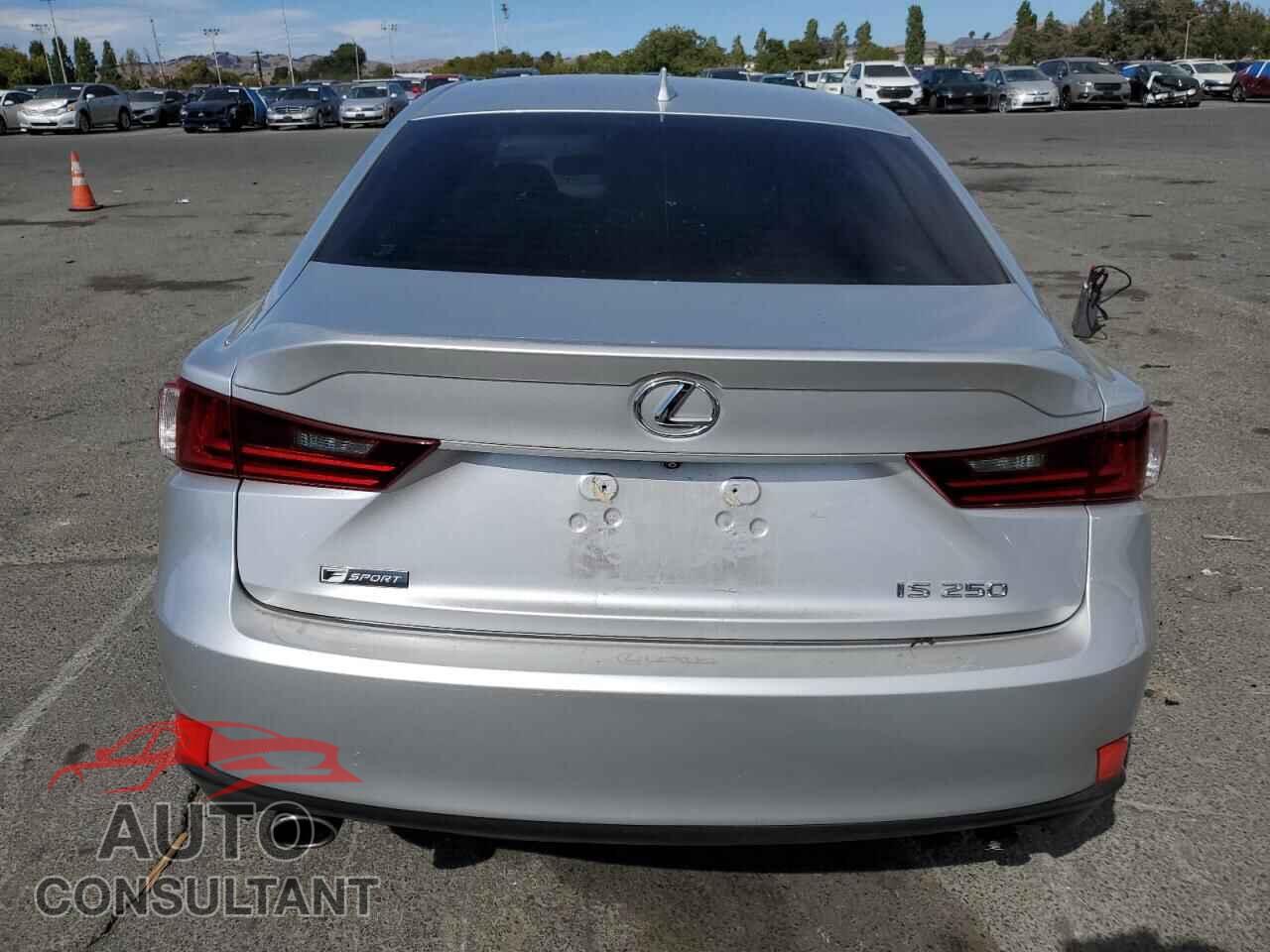 LEXUS IS 2015 - JTHBF1D27F5052776