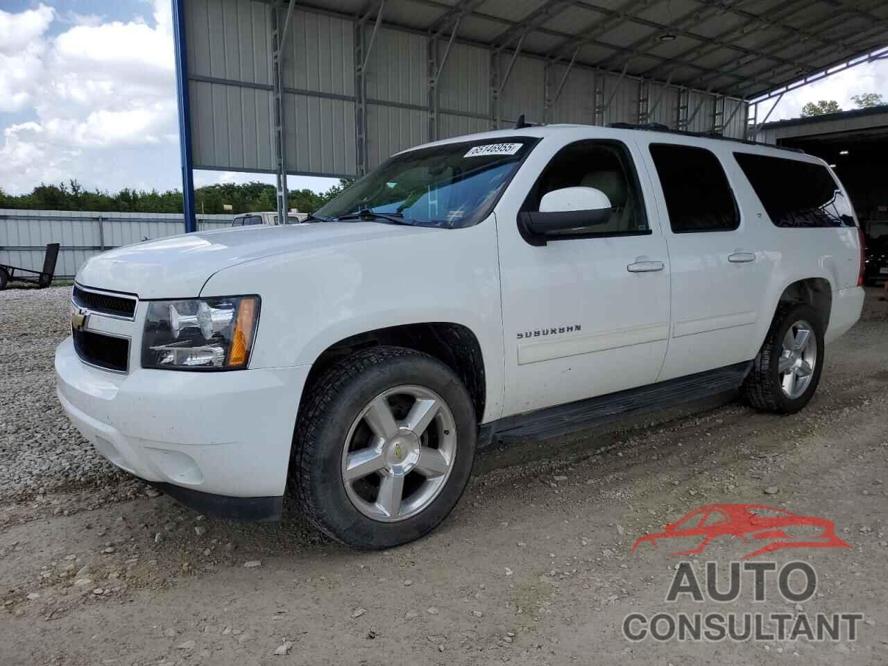 CHEVROLET SUBURBAN 2011 - 1GNSKJE35BR348846