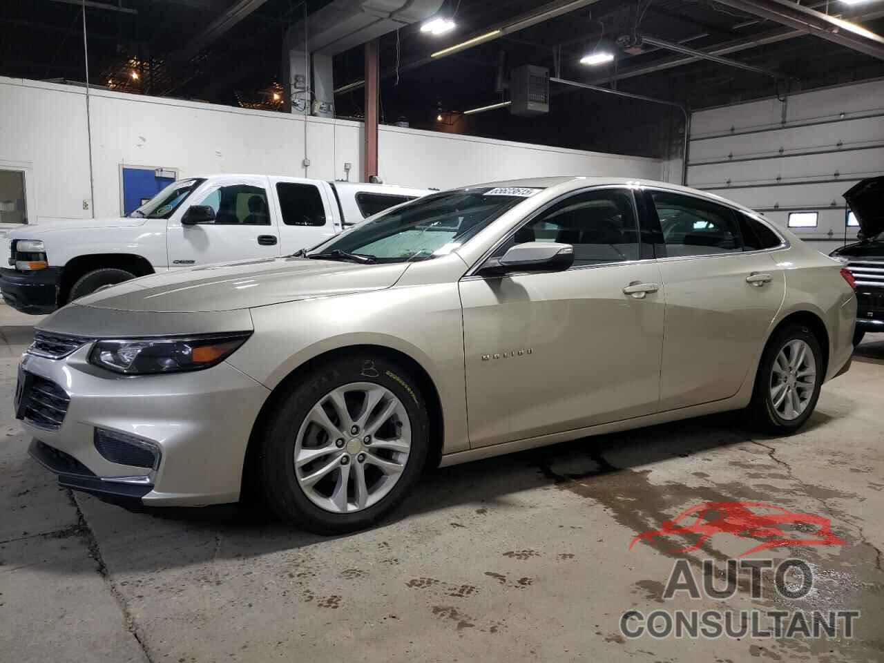 CHEVROLET MALIBU 2016 - 1G1ZE5ST3GF207236