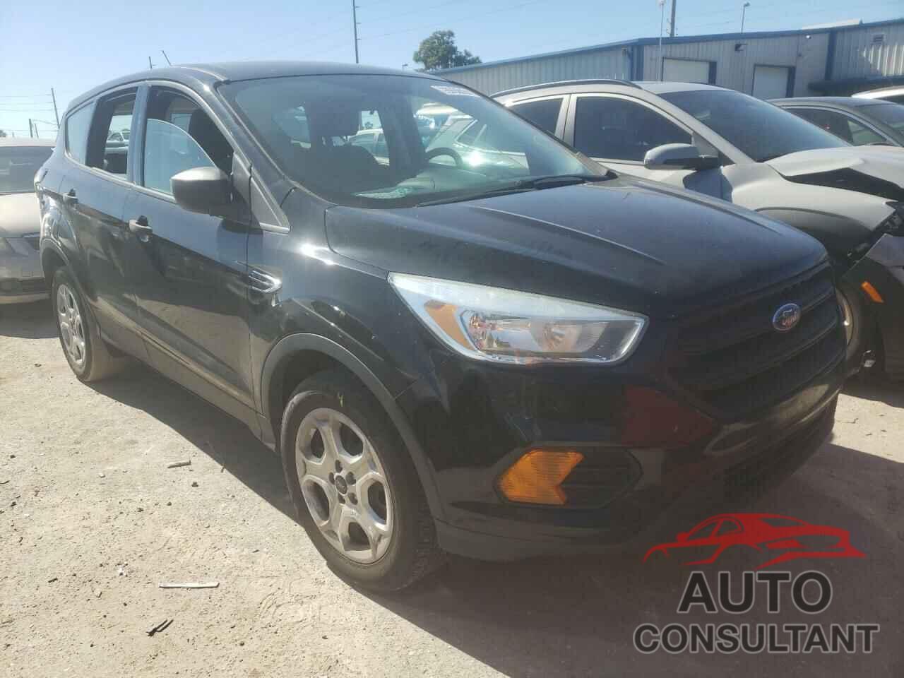 FORD ESCAPE 2017 - 1FMCU0F7XHUE17728