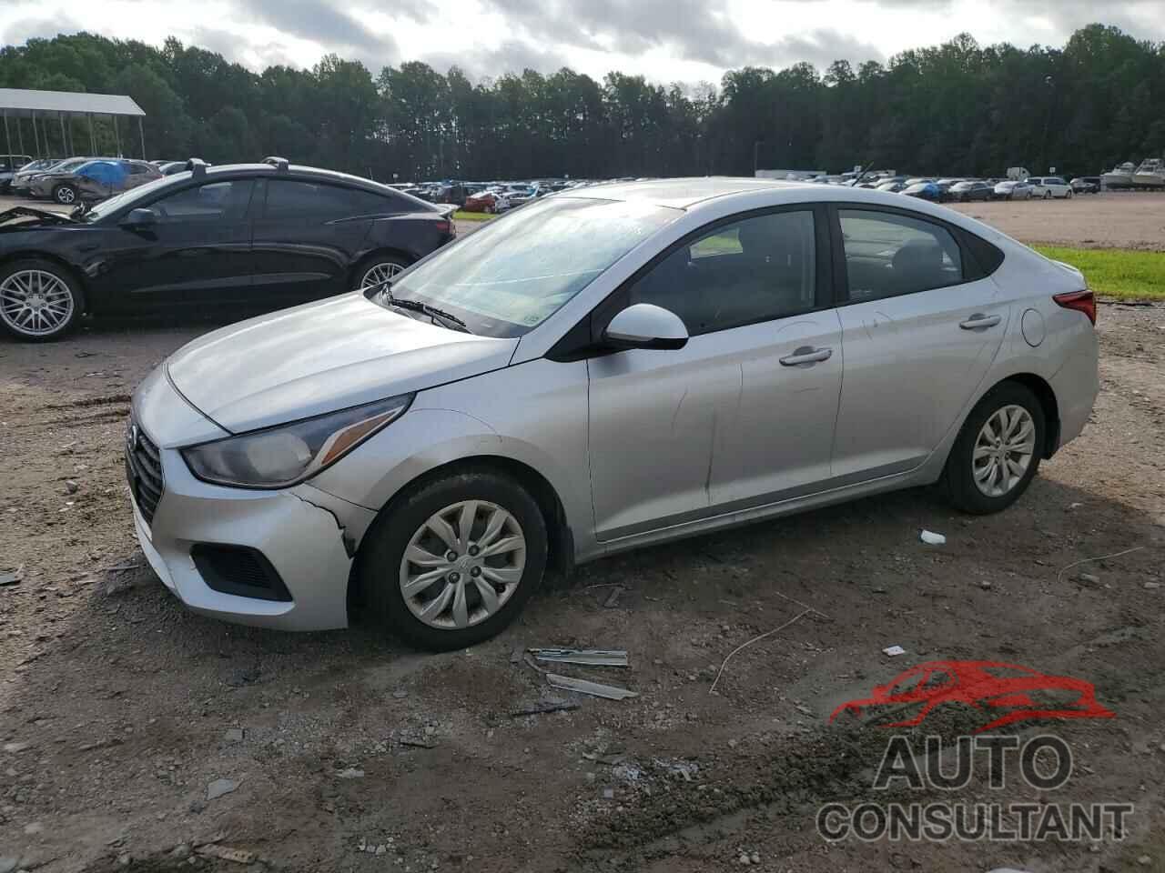 HYUNDAI ACCENT 2018 - 3KPC24A30JE021401