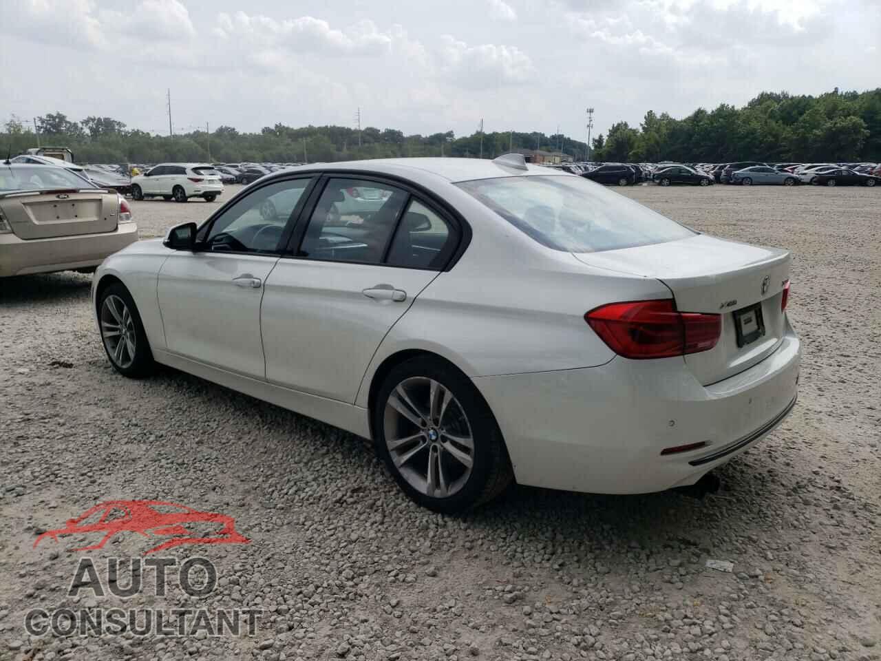 BMW 3 SERIES 2016 - WBA8E3G51GNT76076