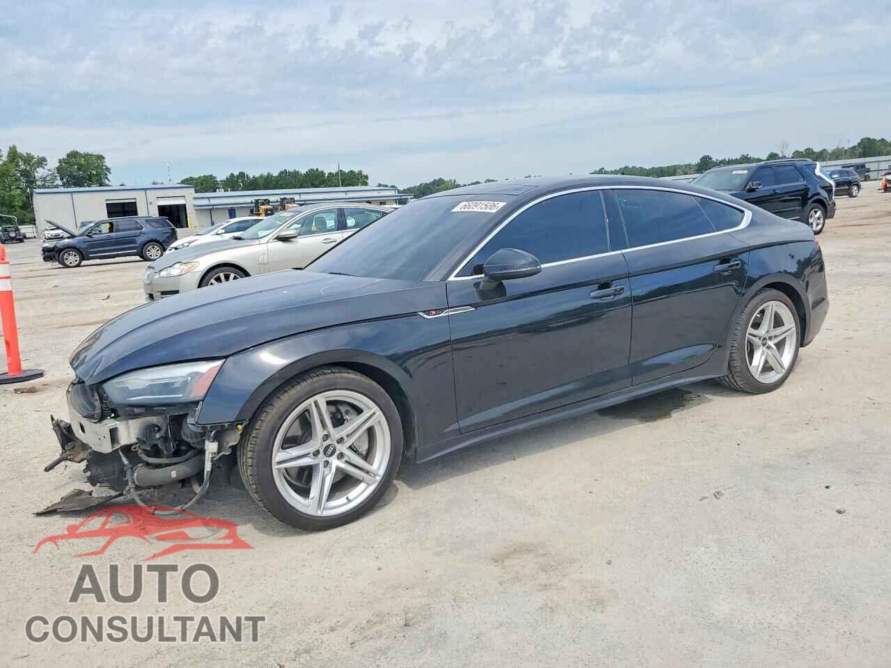 AUDI A5 2021 - WAUDACF52MA044405