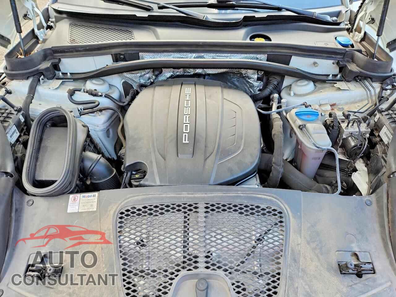 PORSCHE MACAN 2018 - WP1AA2A50JLB04414