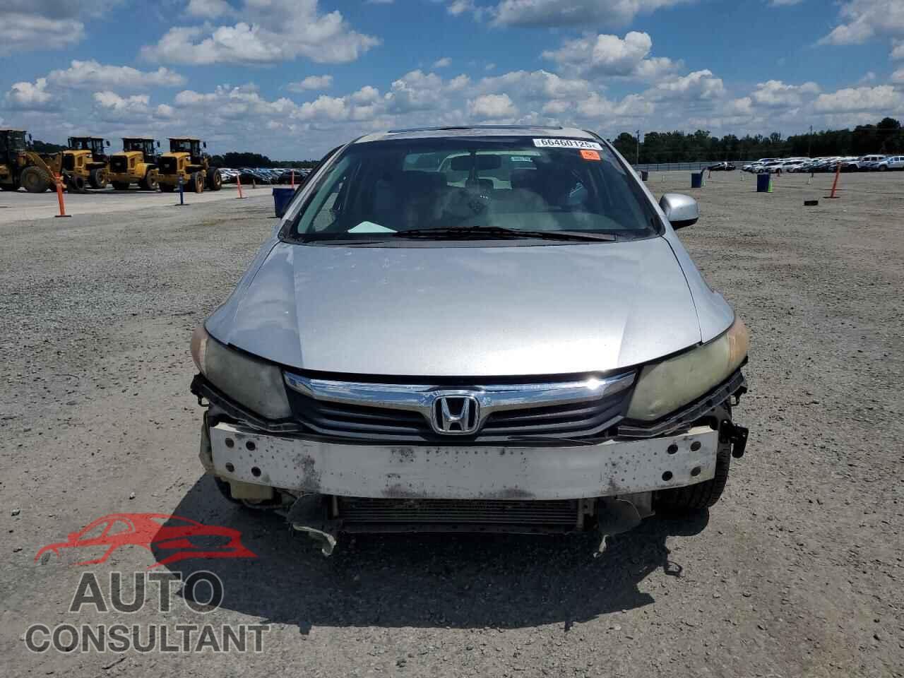 HONDA CIVIC 2012 - 2HGFB2F88CH308404