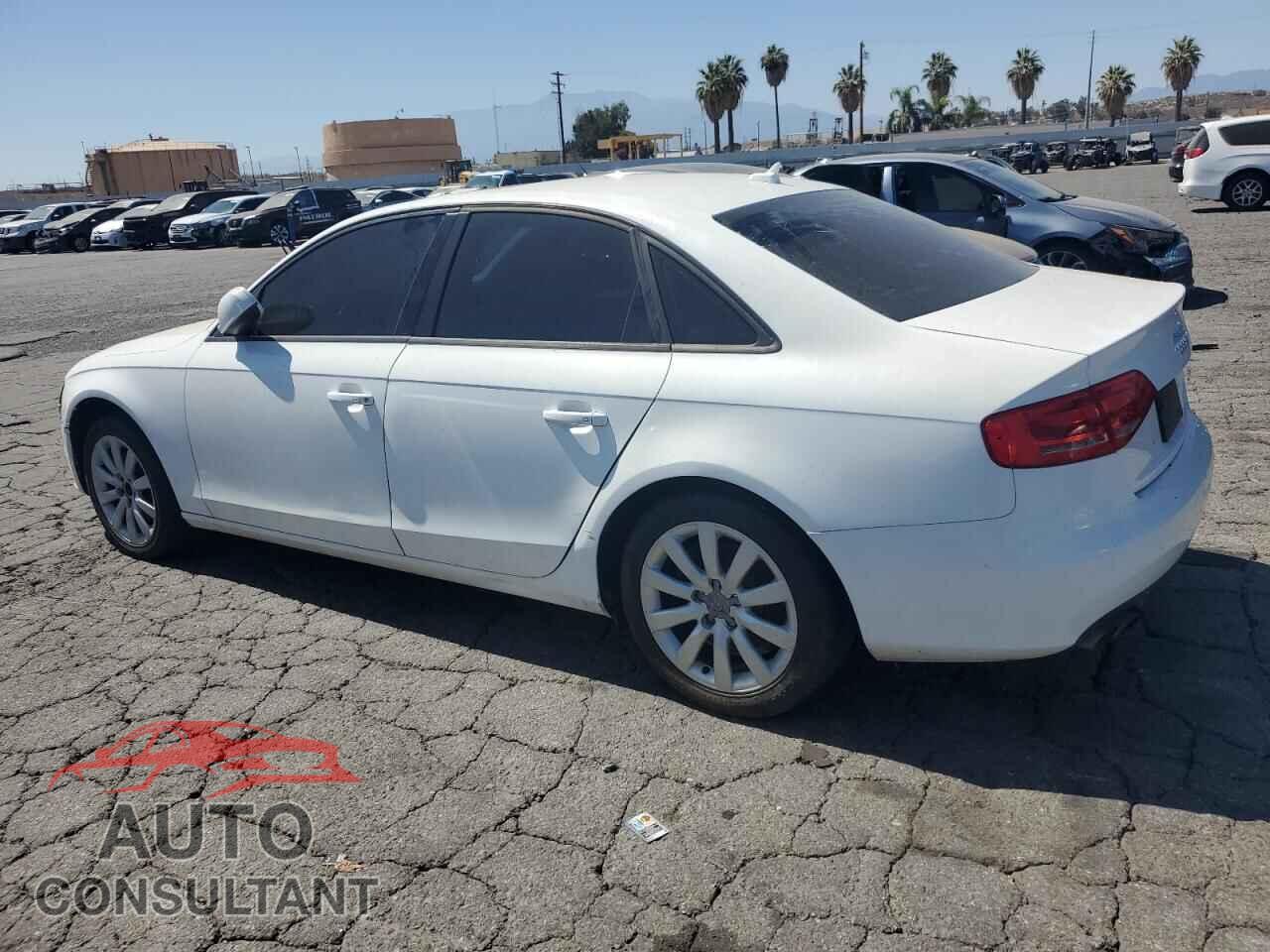 AUDI A4 2012 - WAUBFAFLXCN007749