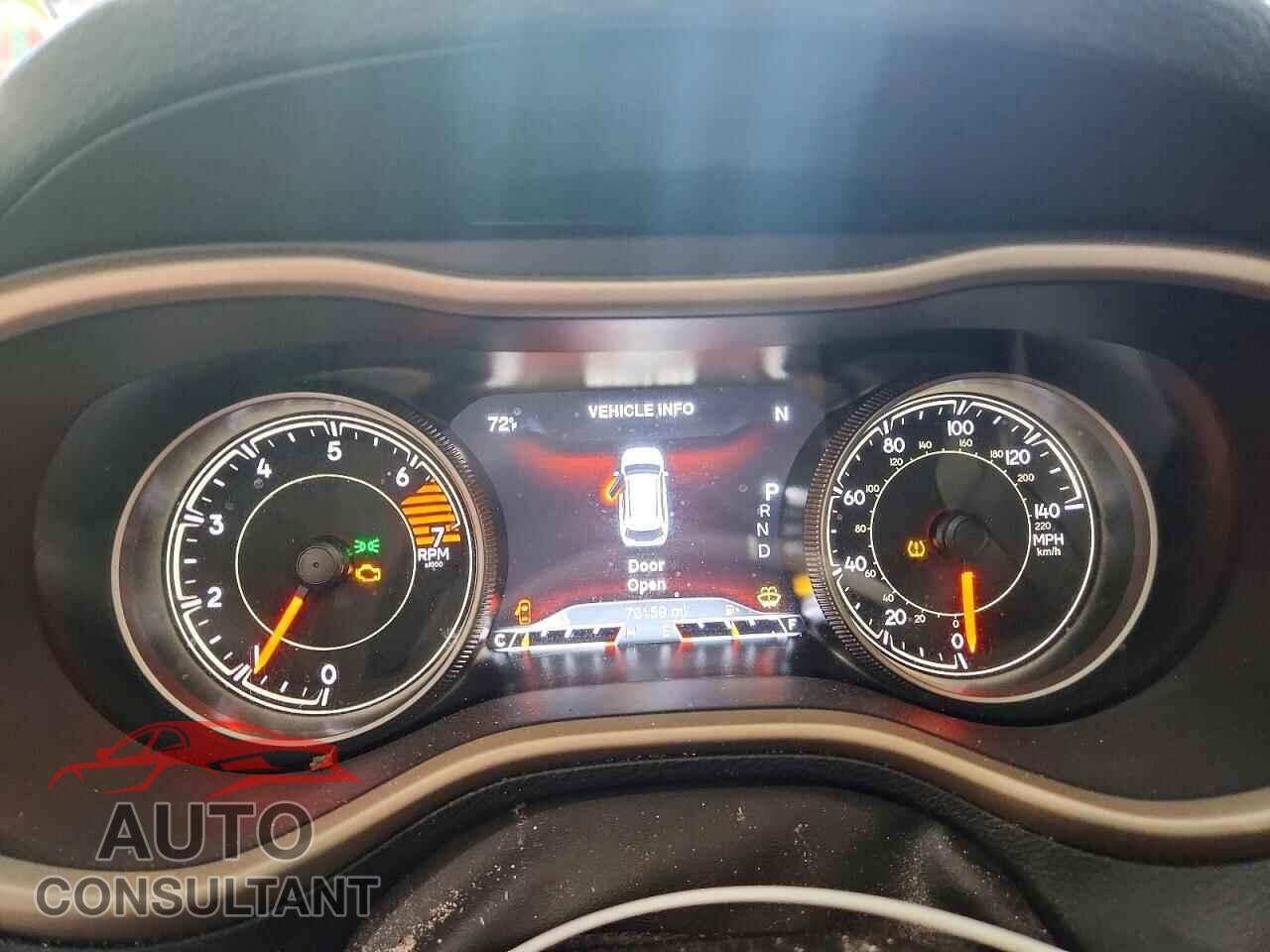 JEEP CHEROKEE 2018 - 1C4PJMDB2JD521004