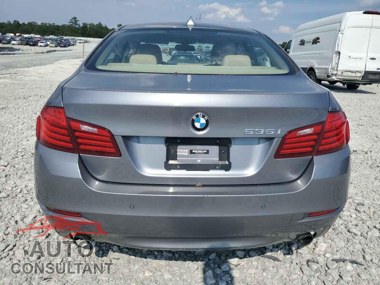 BMW 5 SERIES 2014 - WBA5B1C5XED481689