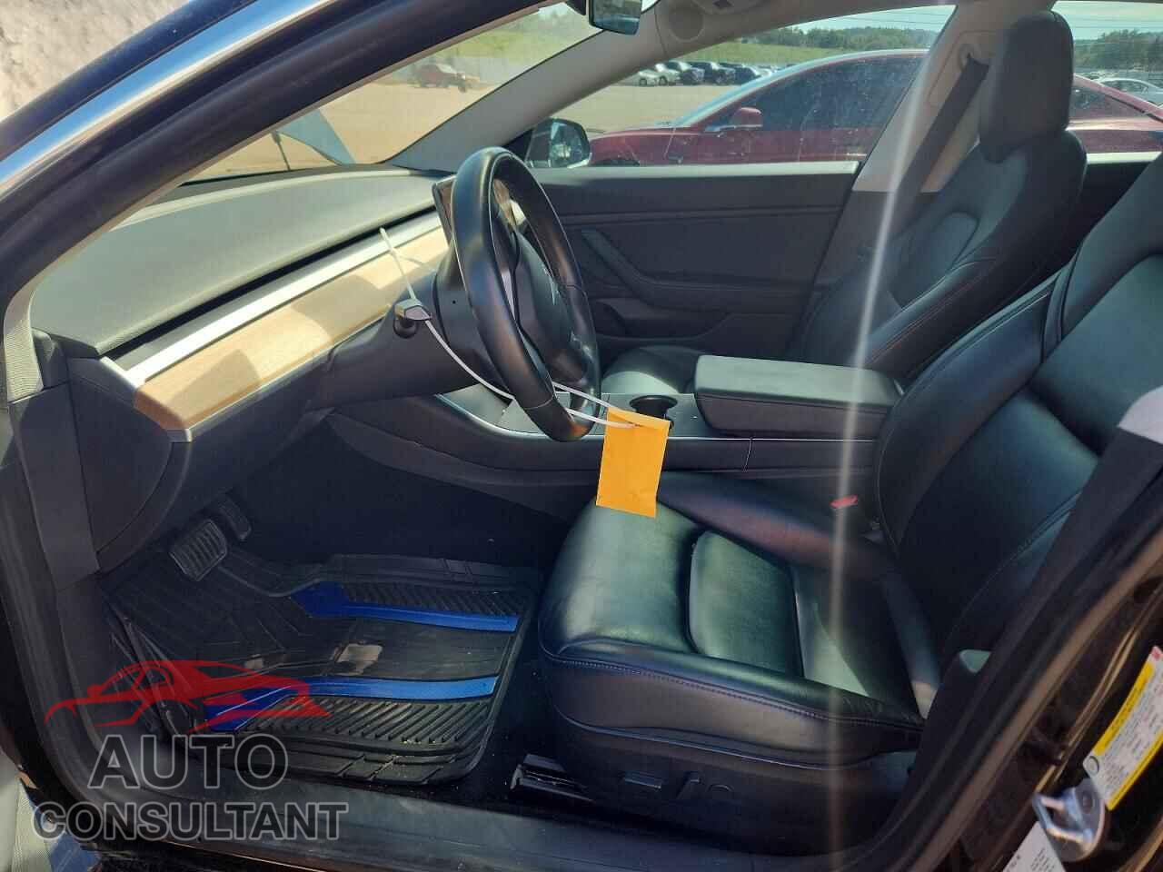 TESLA MODEL 3 2019 - 5YJ3E1EA9KF305460