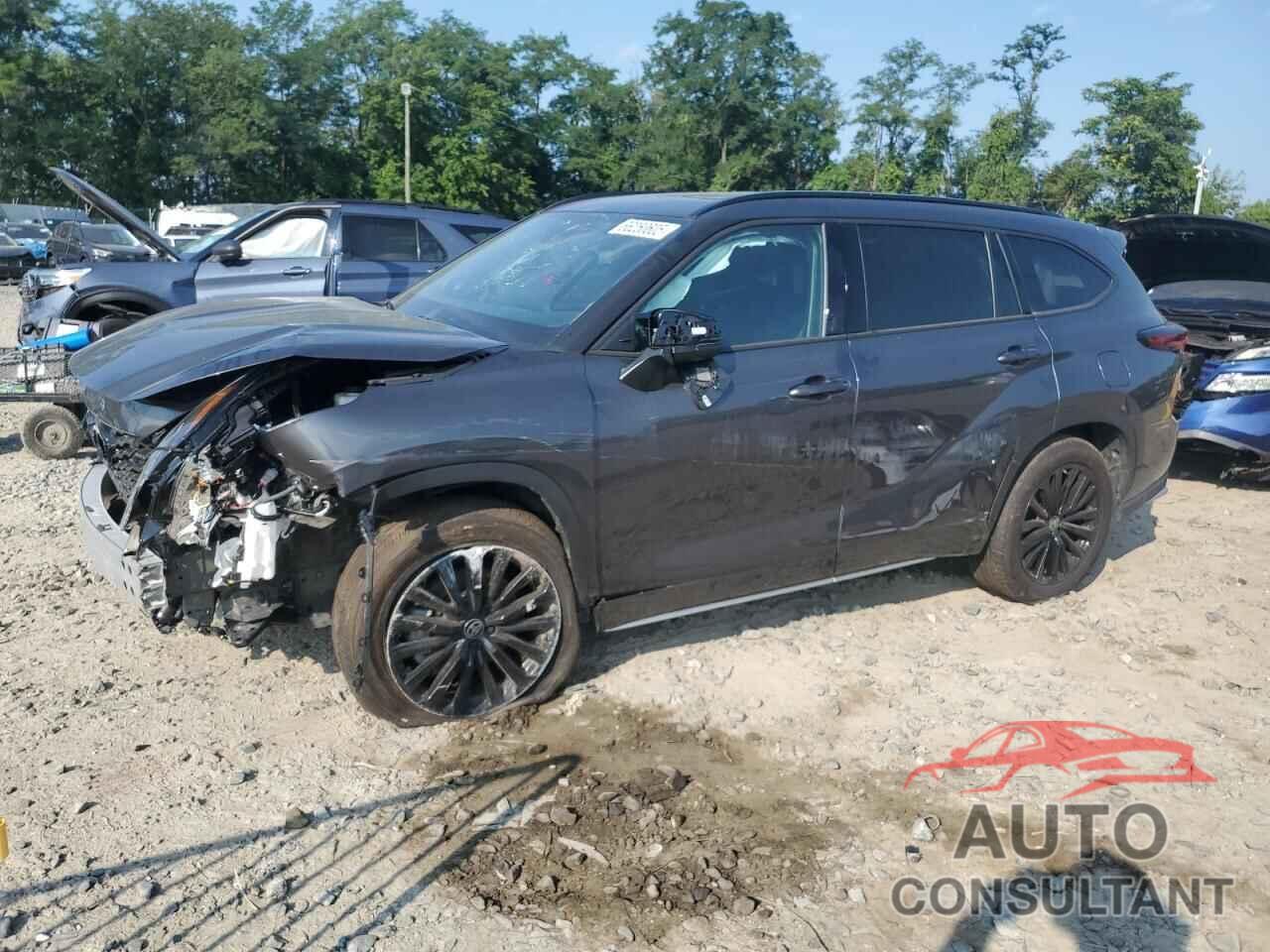 TOYOTA HIGHLANDER 2024 - 5TDKDRBH5RS573667