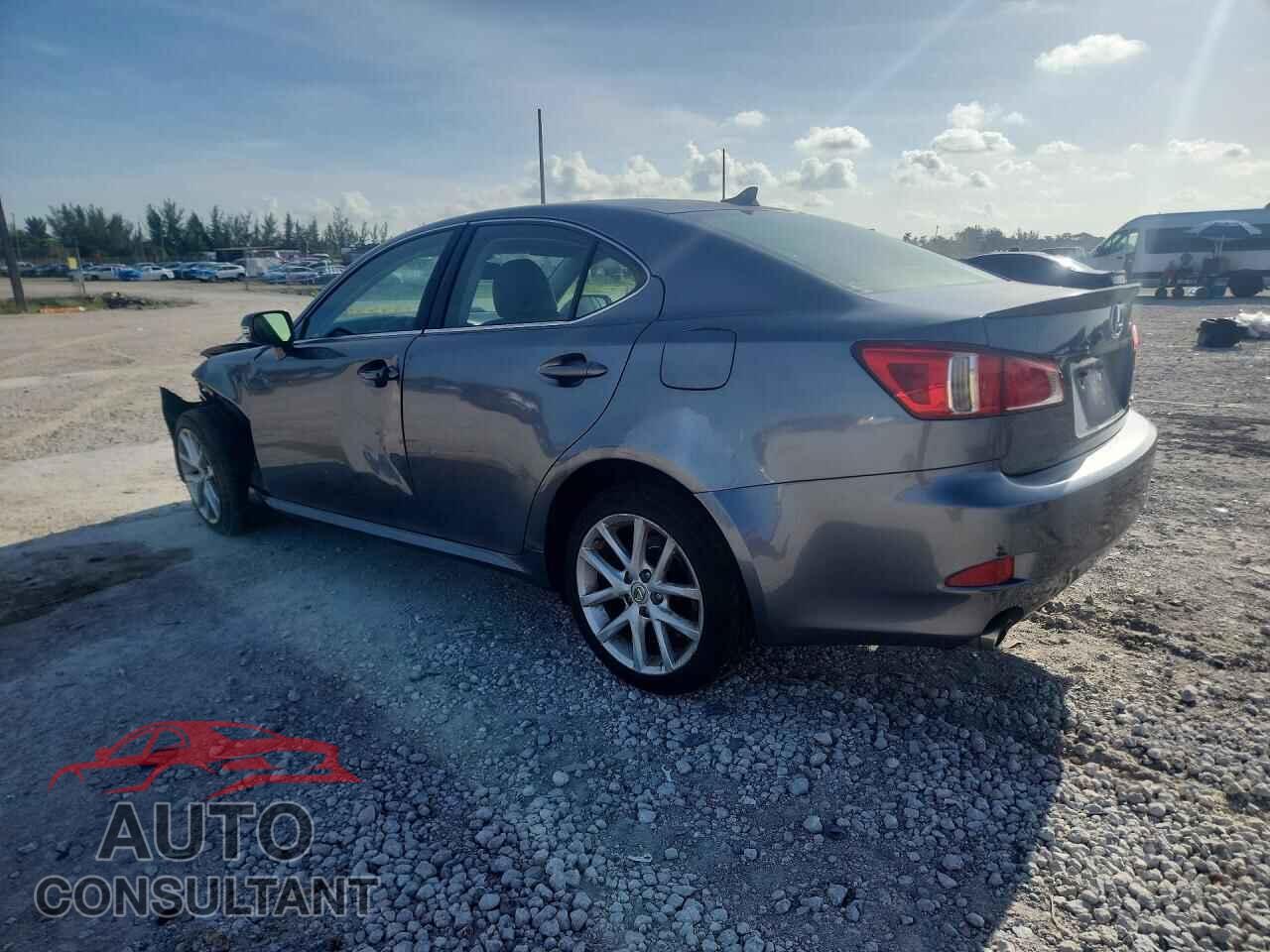 LEXUS IS 2013 - JTHCF5C29D5063546