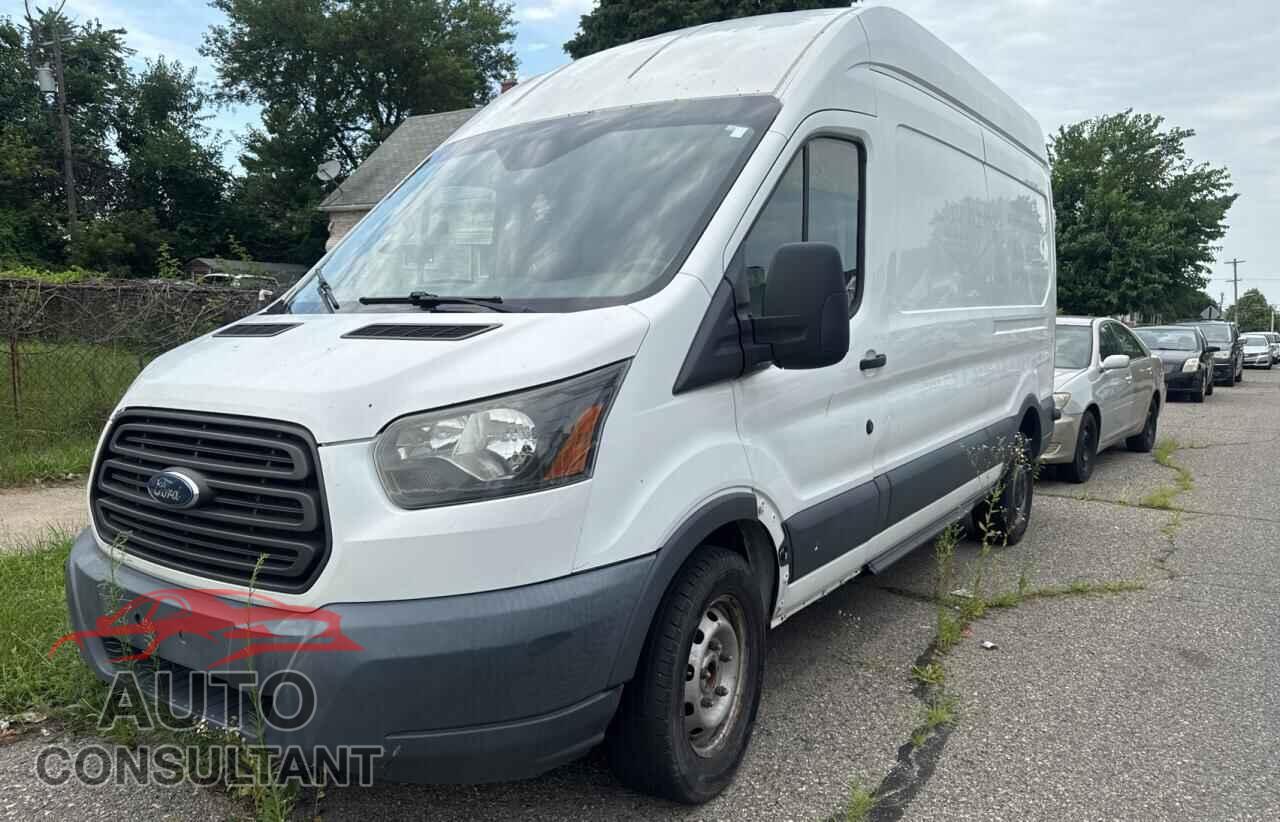 FORD TRANSIT 2015 - 1FTNR2XG2FKA24792