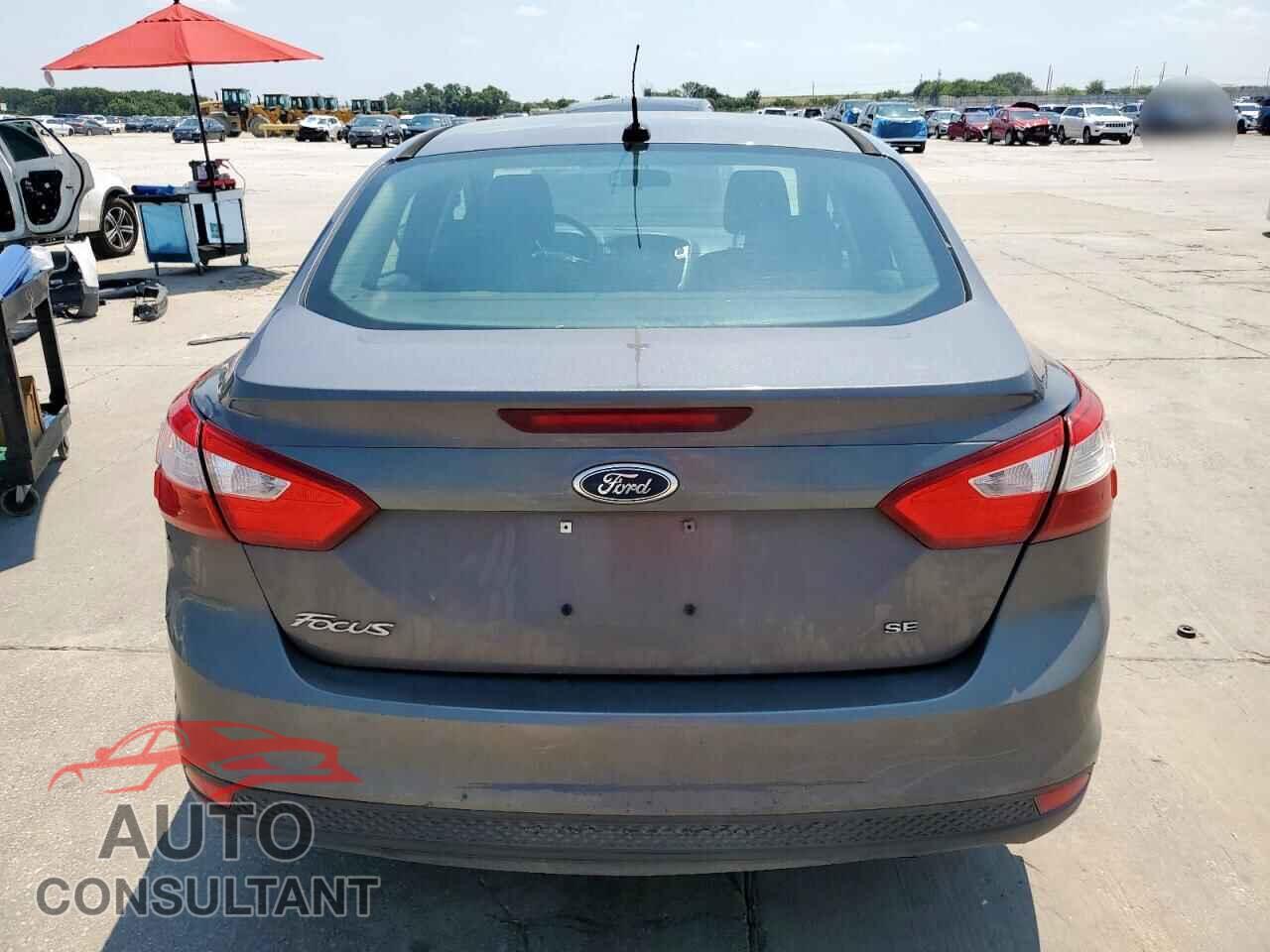 FORD FOCUS 2012 - 1FAHP3F21CL201469
