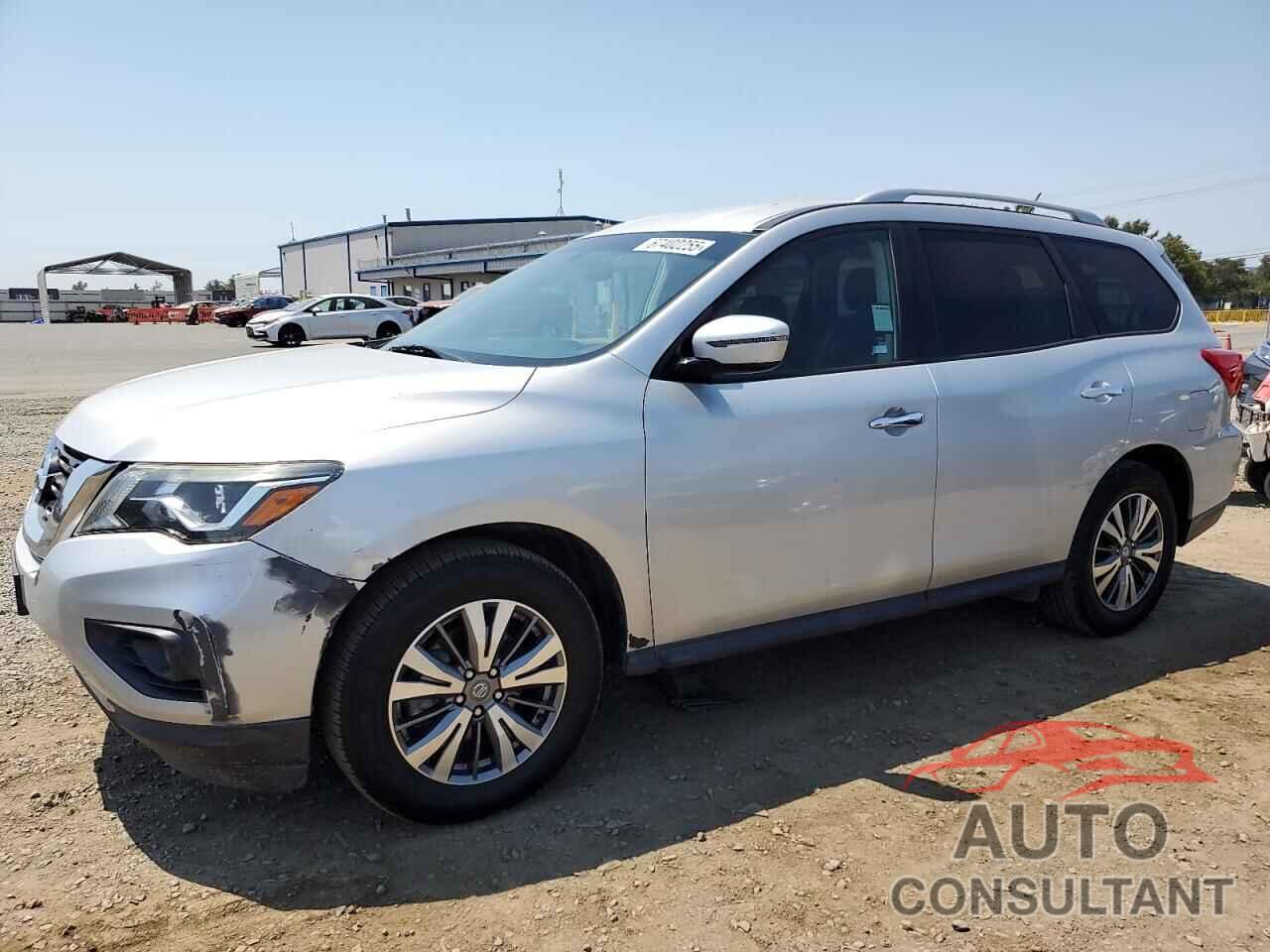 NISSAN PATHFINDER 2018 - 5N1DR2MN5JC656750