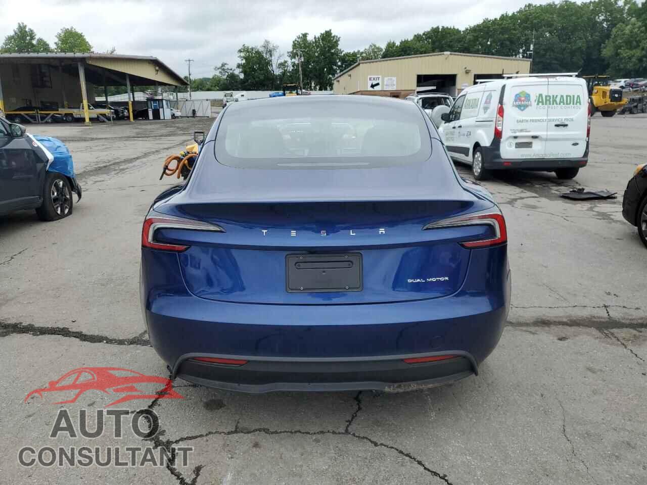 TESLA MODEL 3 2024 - 5YJ3E1EB4RF797866