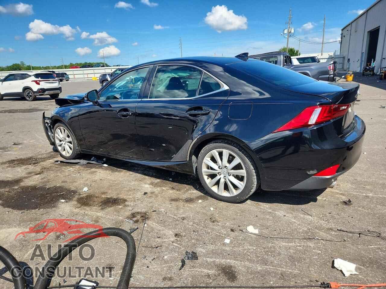 LEXUS IS 2015 - JTHBF1D29F5073113