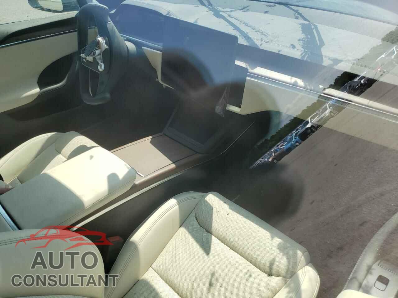 TESLA MODEL S 2024 - 5YJSA1E59RF537173