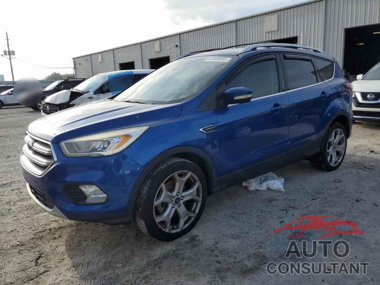 FORD ESCAPE 2017 - 1FMCU0J97HUE43549