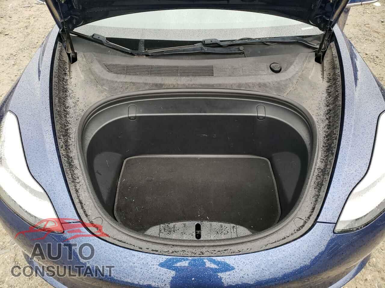 TESLA MODEL 3 2018 - 5YJ3E1EB4JF092053